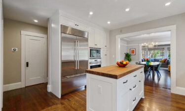 What is the best paint to use on kitchen cabinets? The Complete Guide to Cabinet Painters in Oakland & the Bay Area